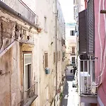Donna Consiglia Design Apartment By Wonderful Italy