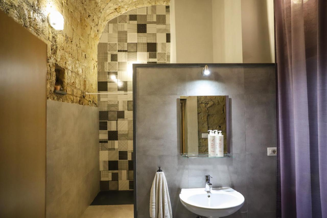 Donna Consiglia Design By Wonderful Italy Naples